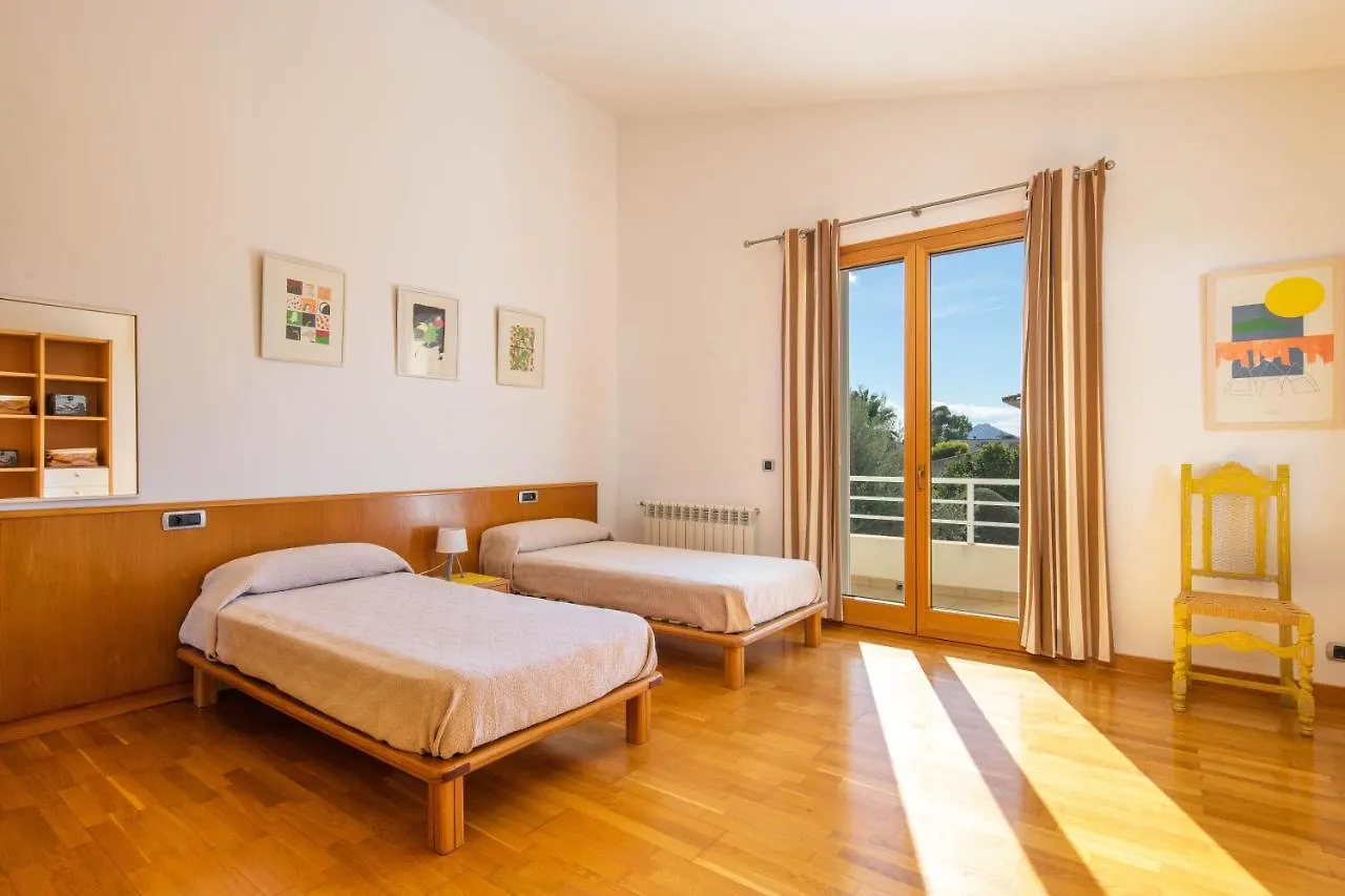 Villa Can Monxo By Sunvillas Mallorca Pollenca Spain