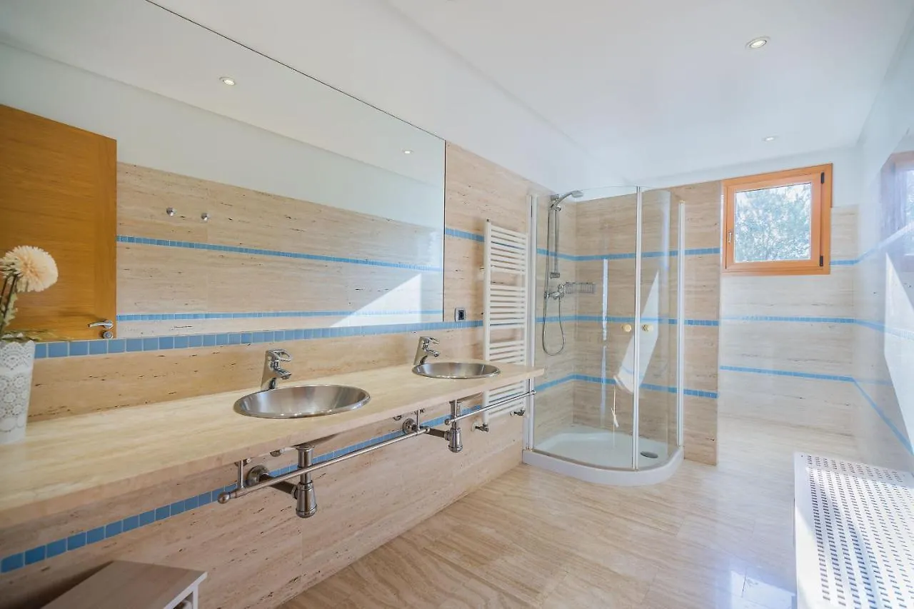 Villa Can Monxo By Sunvillas Mallorca Pollenca